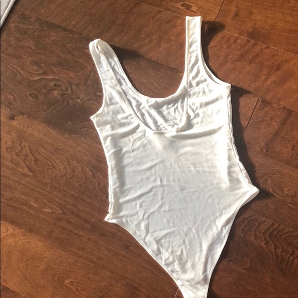 Women’s Body Suits - Picture 7 of 9